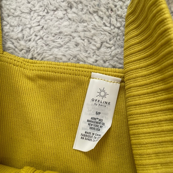 NWT Zip Up Crop Tank - Picture 7 of 8